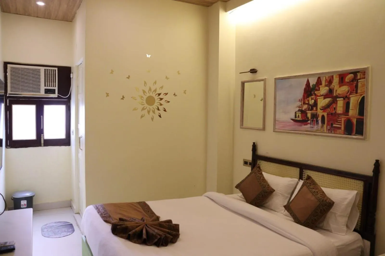 Satshree Kothi Hotel Varanasi