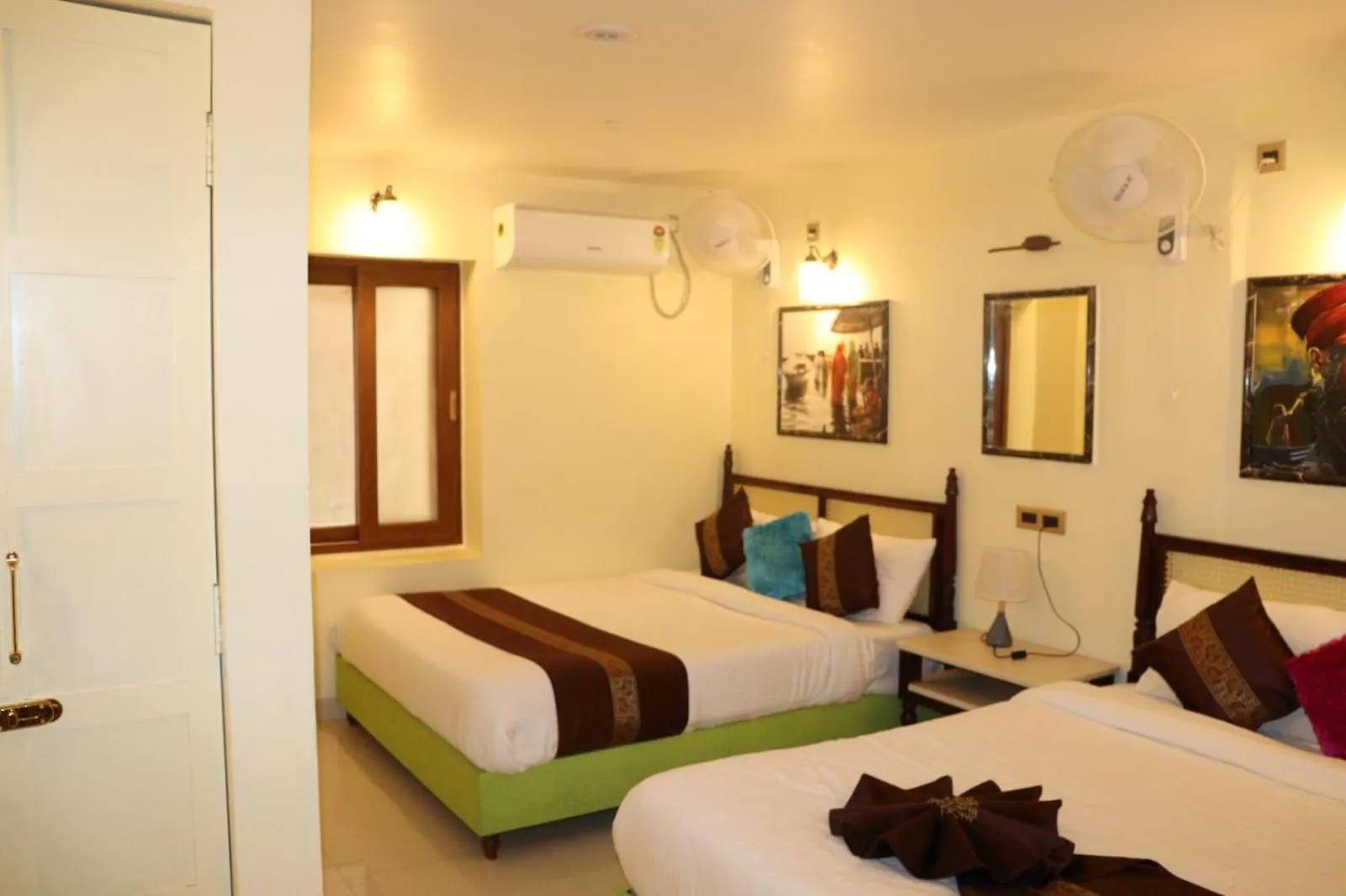 Satshree Kothi Hotel Varanasi
