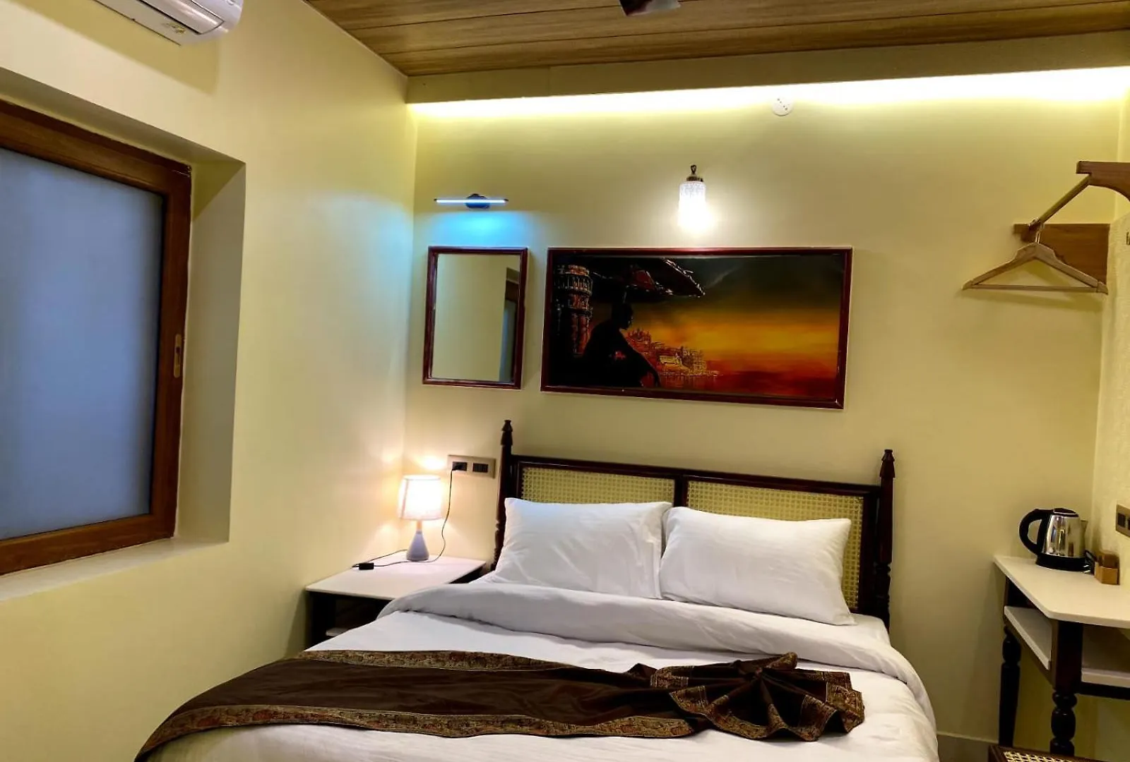 Satshree Kothi Hotel Varanasi
